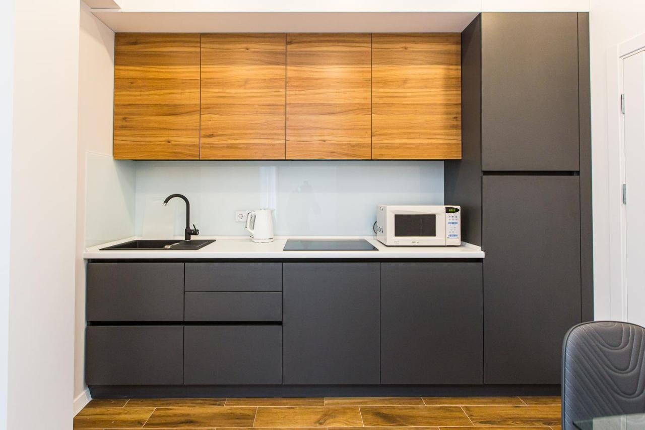 3 Vodna Apartment Lviv Bagian luar foto